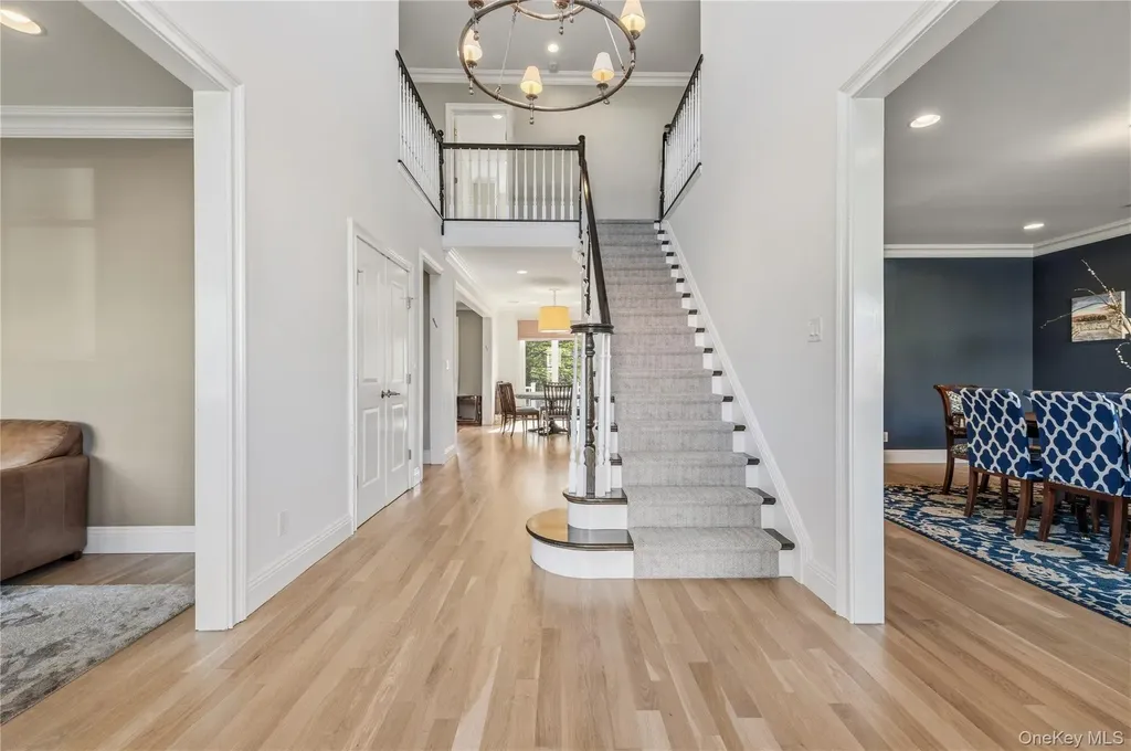 553 Derby Avenue Woodmere NY 11598