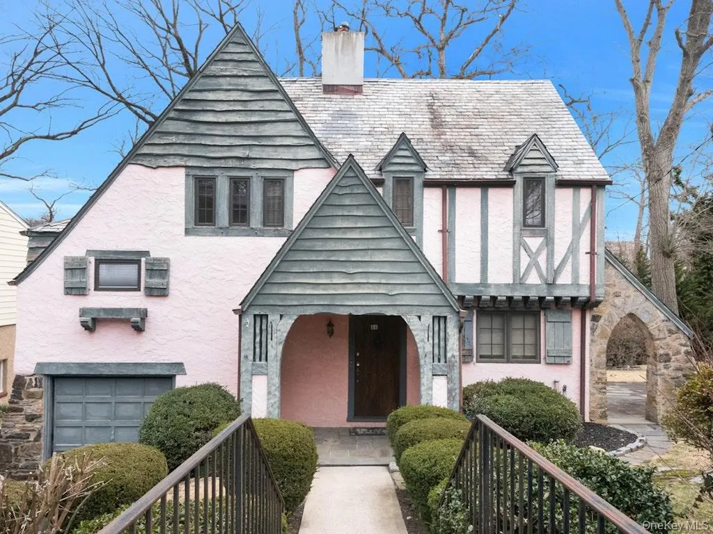 88 Stockbridge Road Yonkers NY 10710