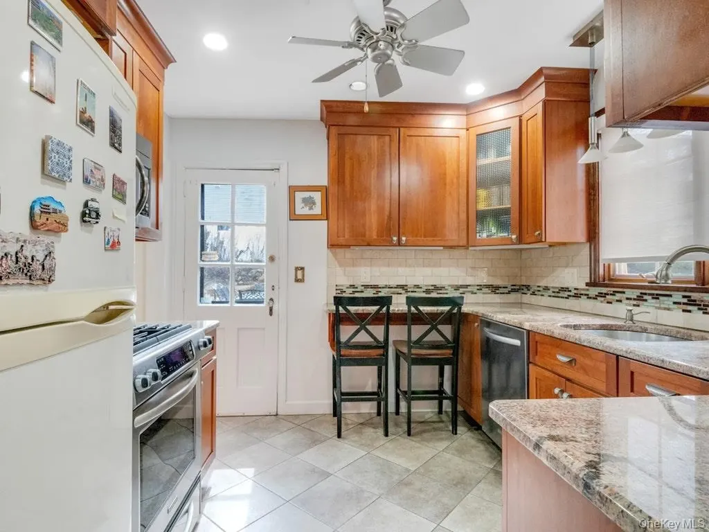 88 Stockbridge Road Yonkers NY 10710