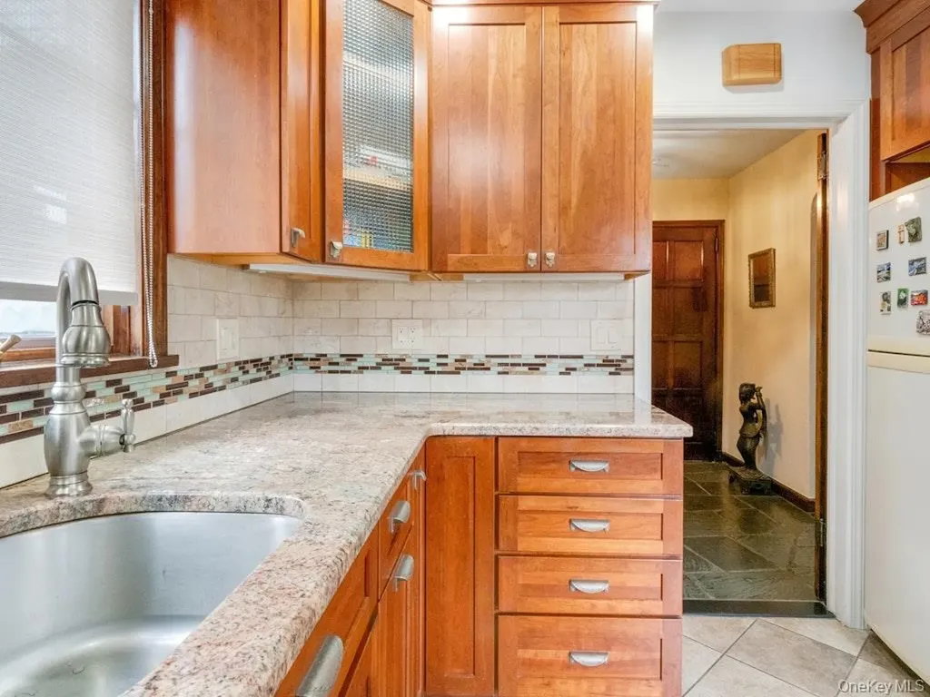 88 Stockbridge Road Yonkers NY 10710
