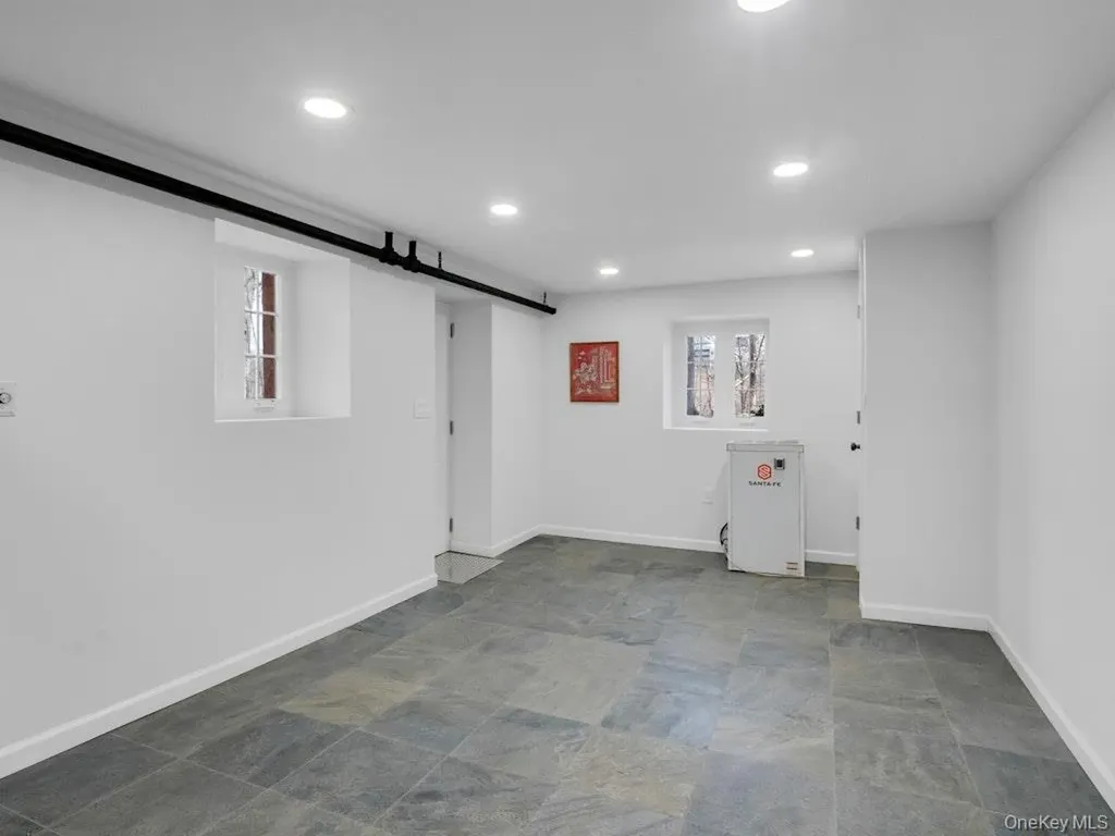 88 Stockbridge Road Yonkers NY 10710