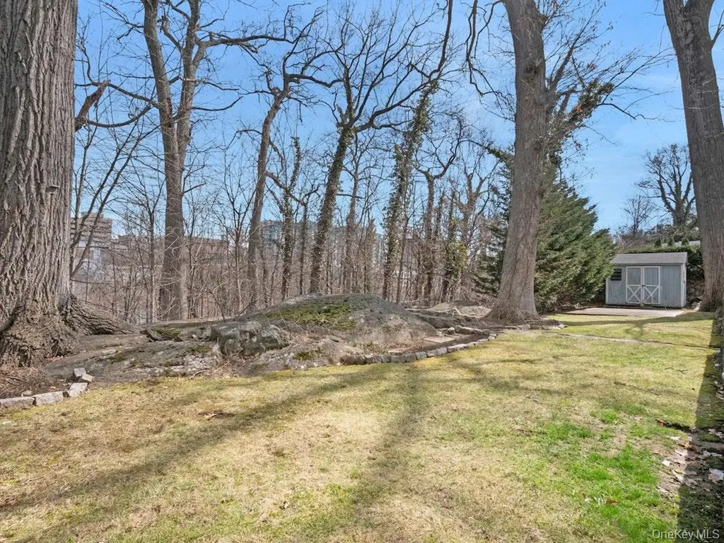 88 Stockbridge Road Yonkers NY 10710