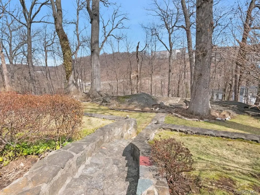 88 Stockbridge Road Yonkers NY 10710