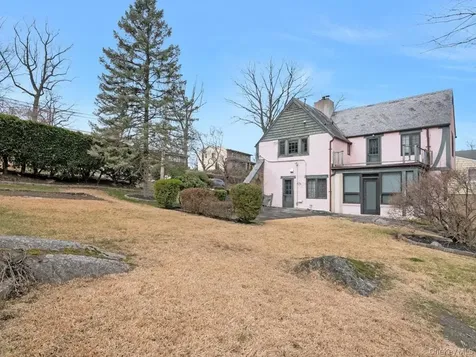 88 Stockbridge Road Yonkers NY 10710