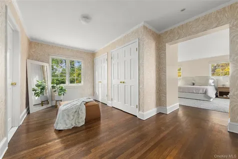 4725 Independence Avenue Bronx NY 10471