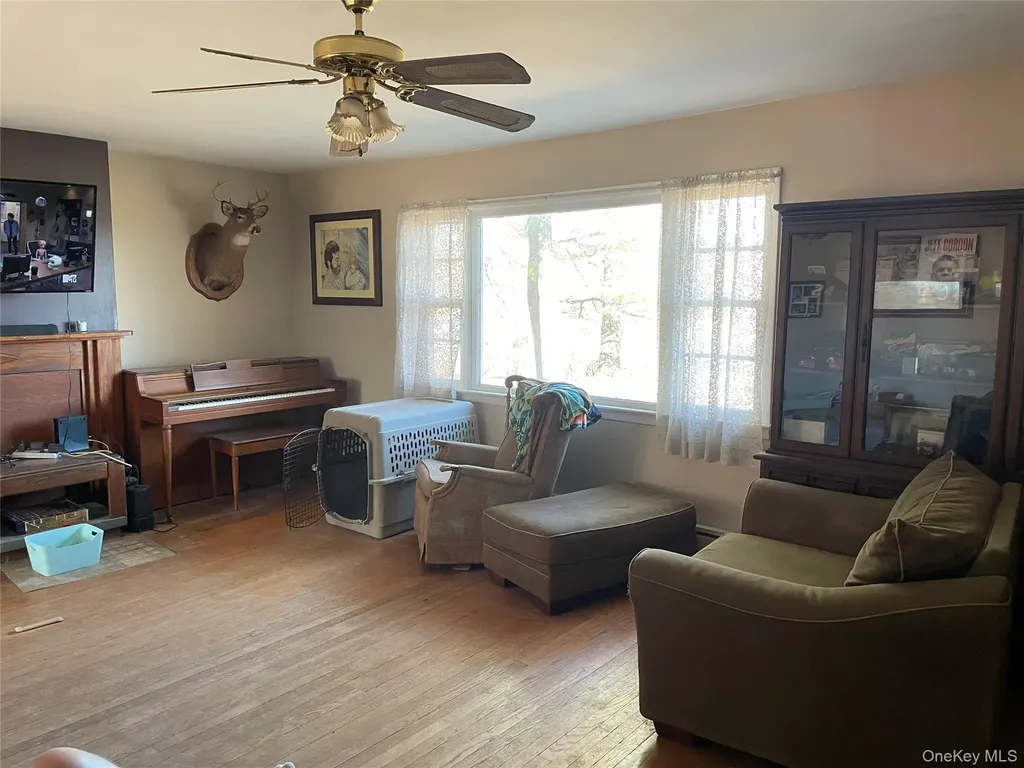239 Rokeby Road Red Hook NY 12571