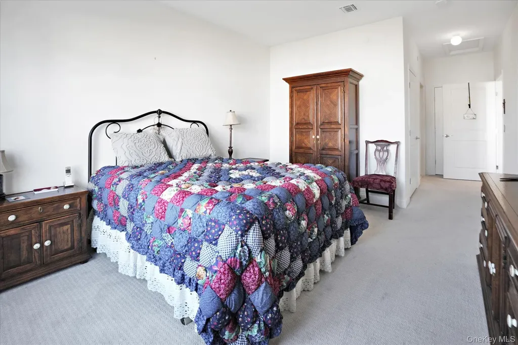 272 Silver Timber Drive Yaphank NY 11980