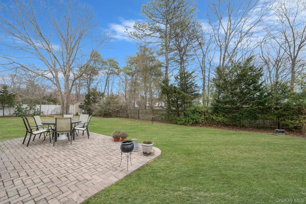 12 Stewart Circle Centereach NY 11720