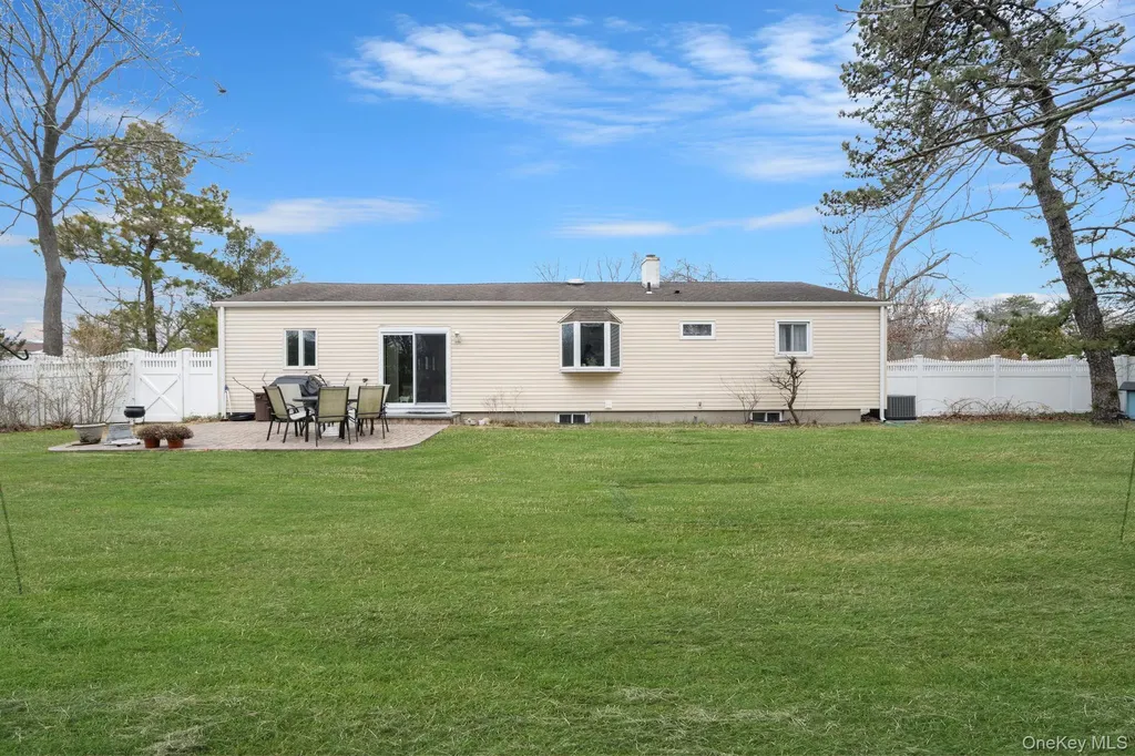 12 Stewart Circle Centereach NY 11720