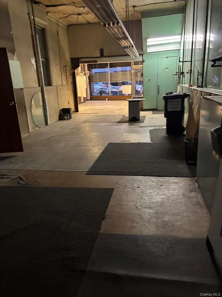 71-29 Myrtle Avenue Glendale NY 11385
