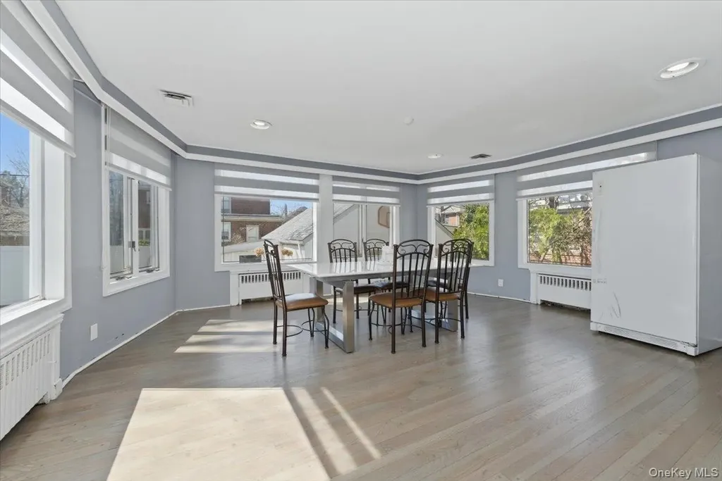 373 Northfield Road Woodmere NY 11598