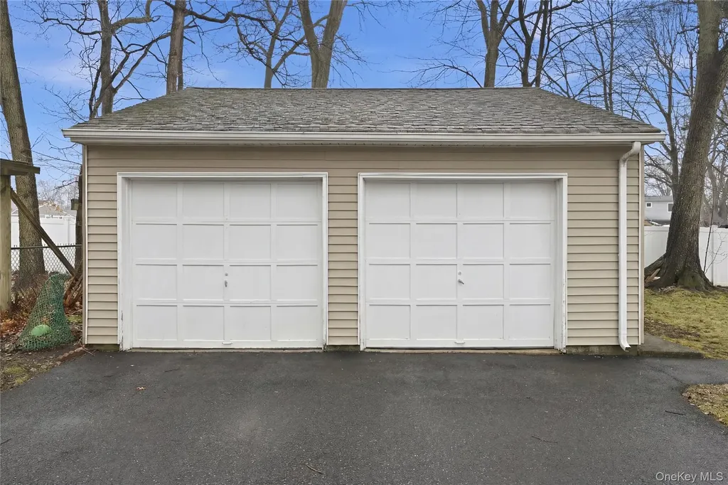 112 Noel Drive Centereach NY 11720
