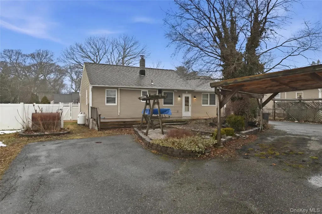 112 Noel Drive Centereach NY 11720