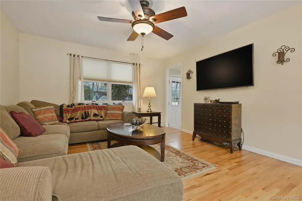 112 Noel Drive Centereach NY 11720