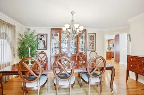 101 Middle Road Eastchester NY 10709