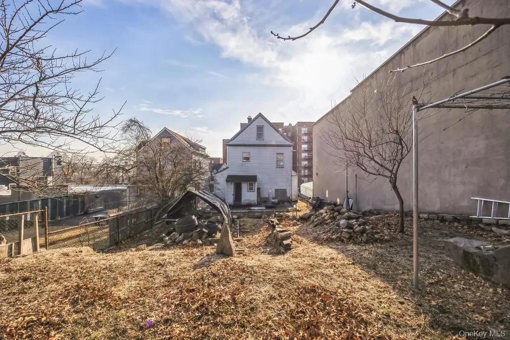 1052 Mclean Avenue Yonkers NY 10704