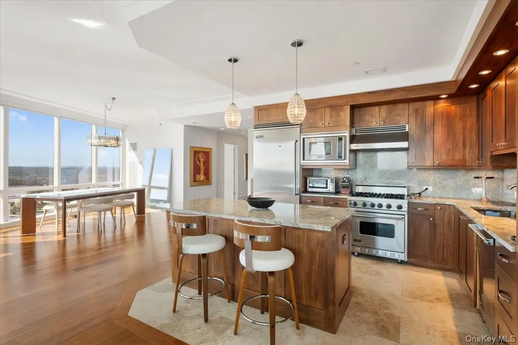 5 Renaissance Square White Plains NY 10601