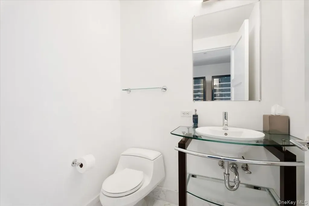 5 Renaissance Square White Plains NY 10601