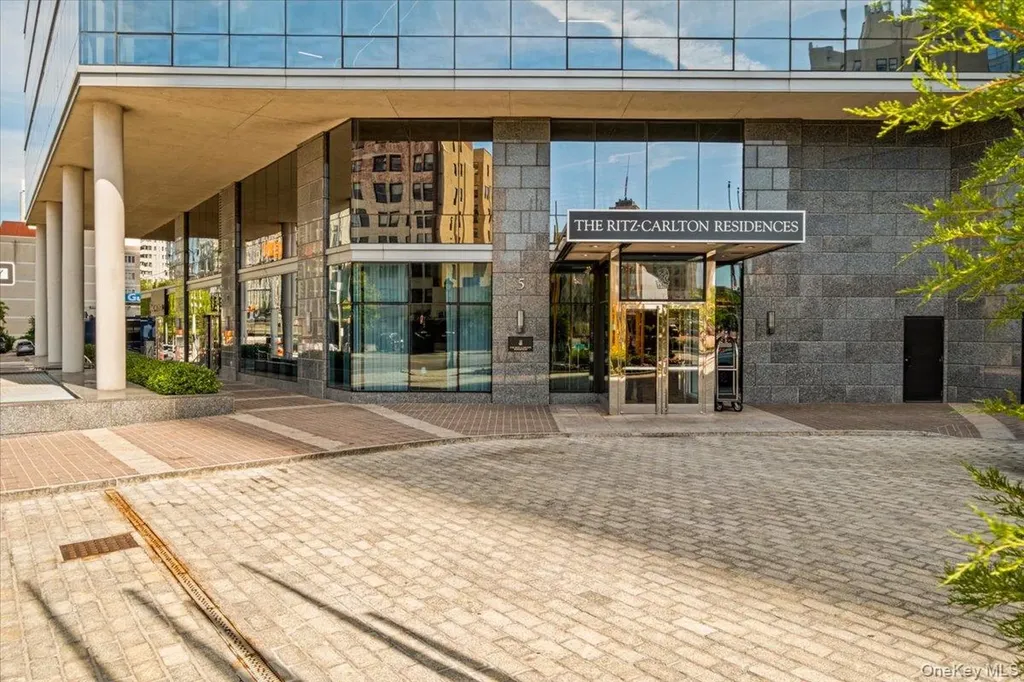 5 Renaissance Square White Plains NY 10601