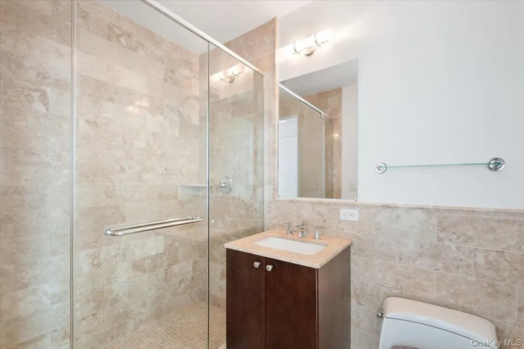 5 Renaissance Square White Plains NY 10601