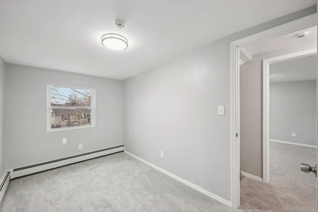 33 E Cherry Street Central Islip NY 11722