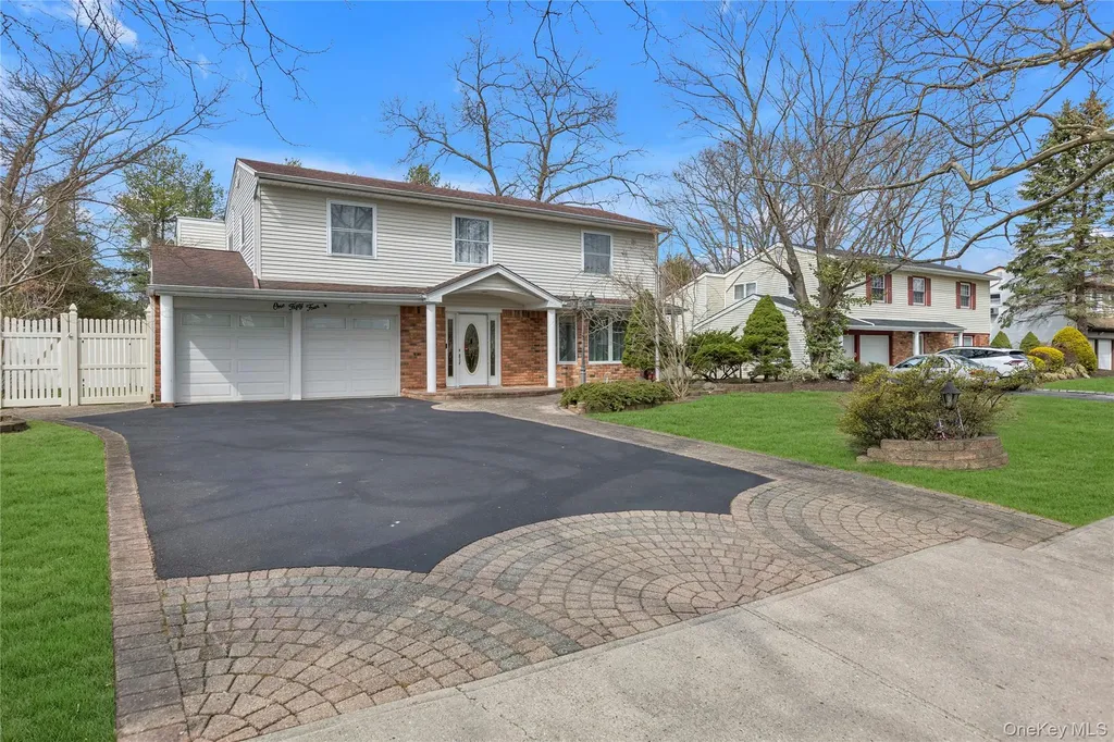 154 Alexander Avenue Nesconset NY 11767