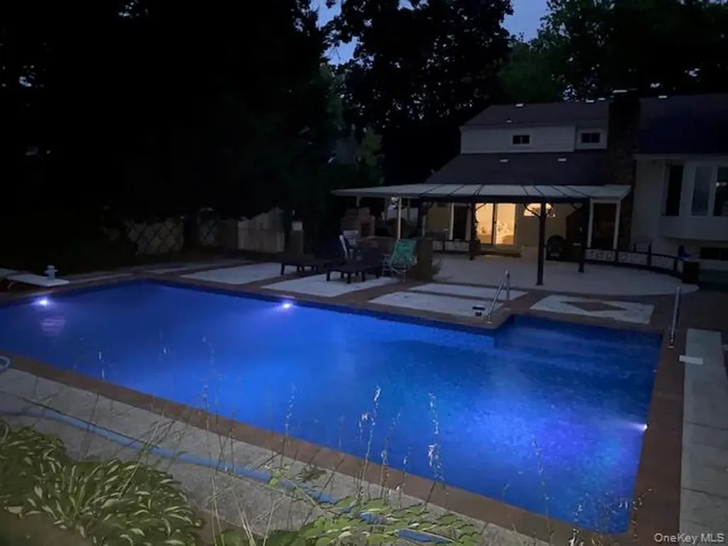 154 Alexander Avenue Nesconset NY 11767