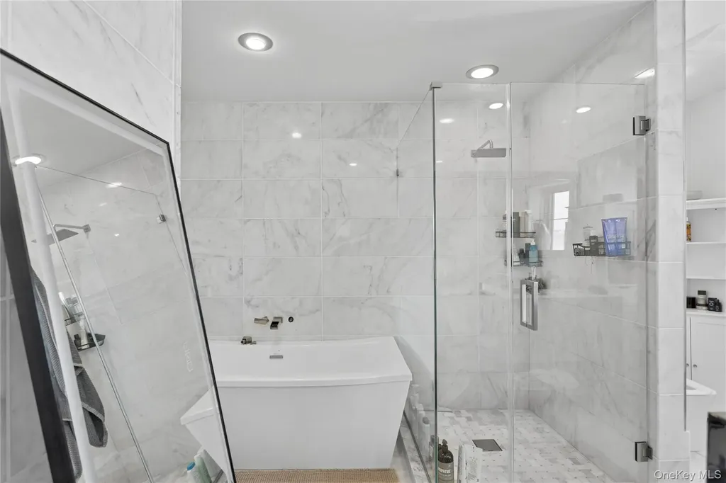 416 W Bay Drive Long Beach NY 11561