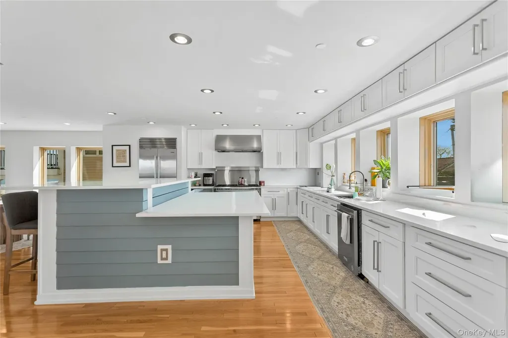 416 W Bay Drive Long Beach NY 11561