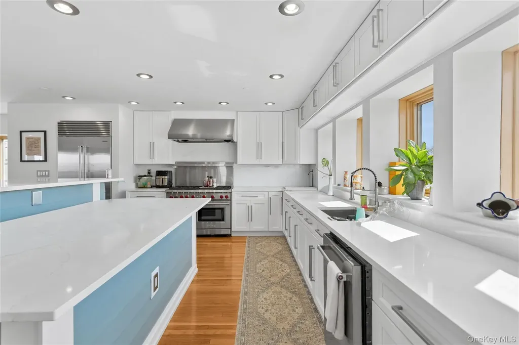 416 W Bay Drive Long Beach NY 11561