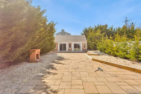 416 W Bay Drive Long Beach NY 11561