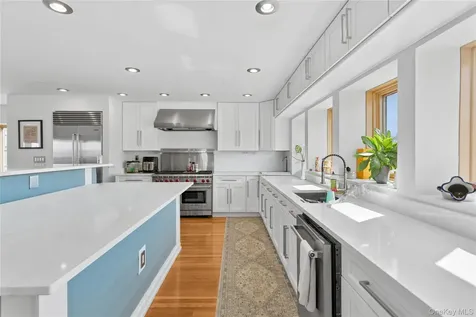 416 W Bay Drive Long Beach NY 11561