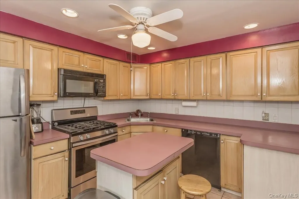 343 Nassau Boulevard New Hyde Park NY 11040