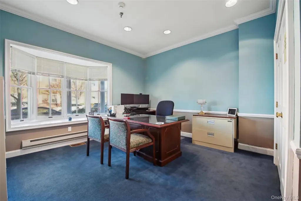 33 W 2nd Street Riverhead NY 11901