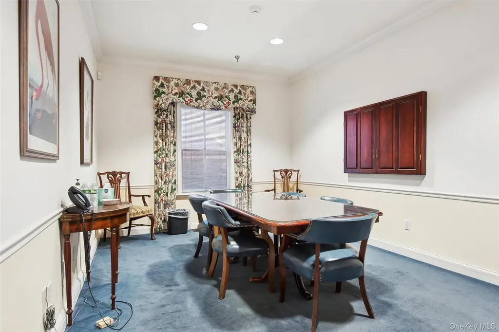 33 W 2nd Street Riverhead NY 11901