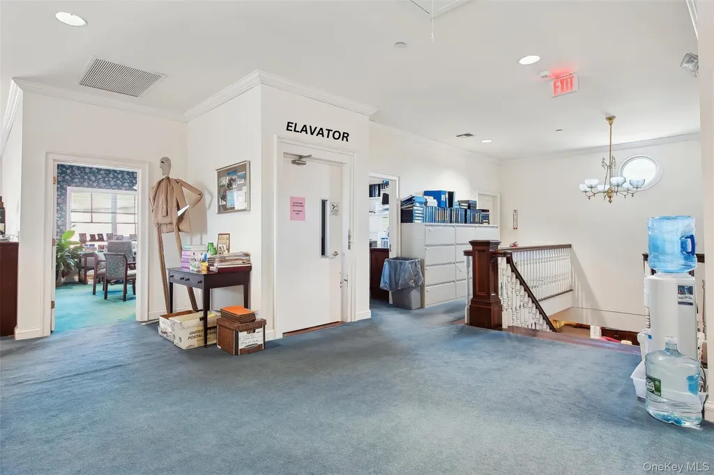 33 W 2nd Street Riverhead NY 11901
