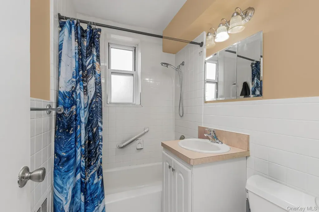 76 Dehaven Drive Yonkers NY 10703