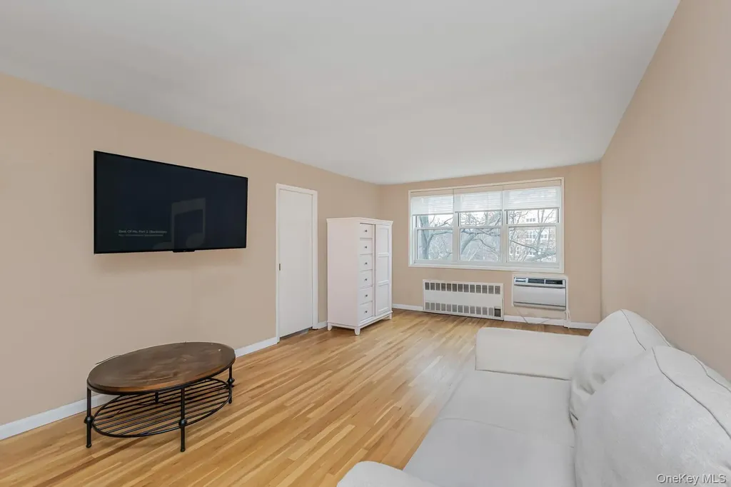 76 Dehaven Drive Yonkers NY 10703