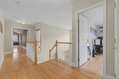 26 Mount Pleasant Drive Poughquag NY 12570