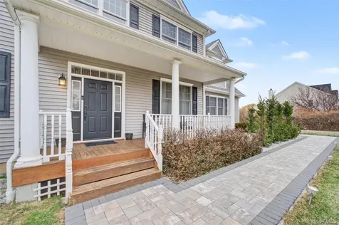 26 Mount Pleasant Drive Poughquag NY 12570