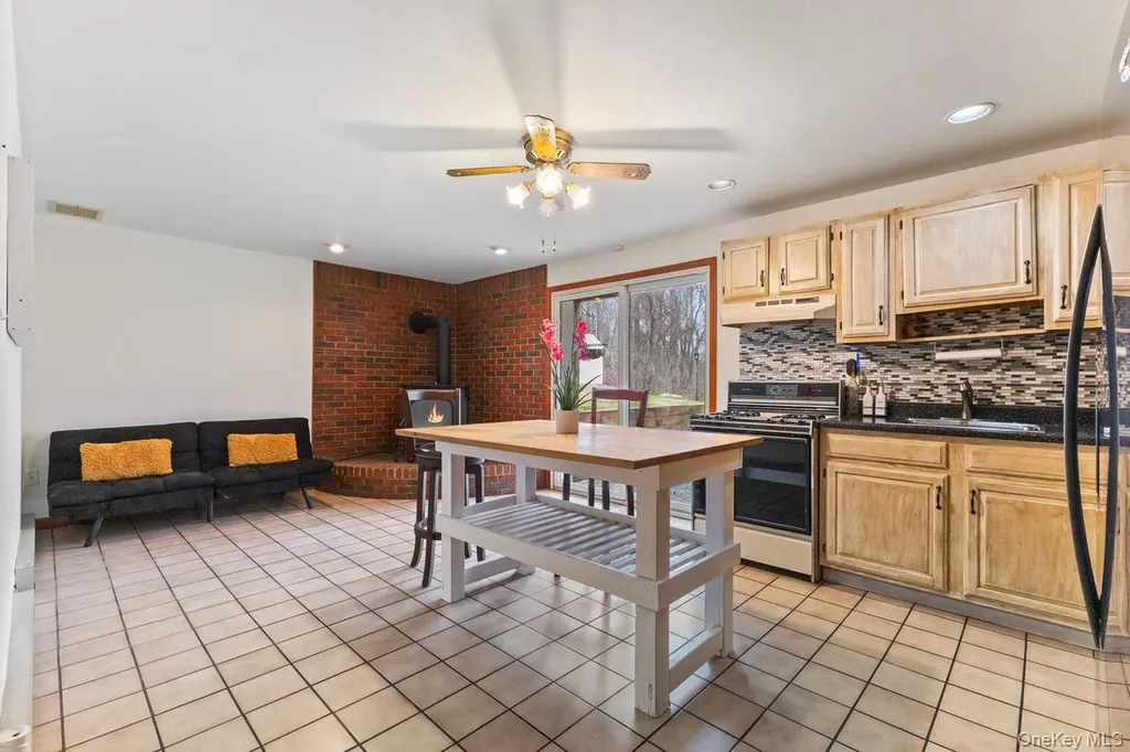4 Stonewall Farm Road Mahopac NY 10541