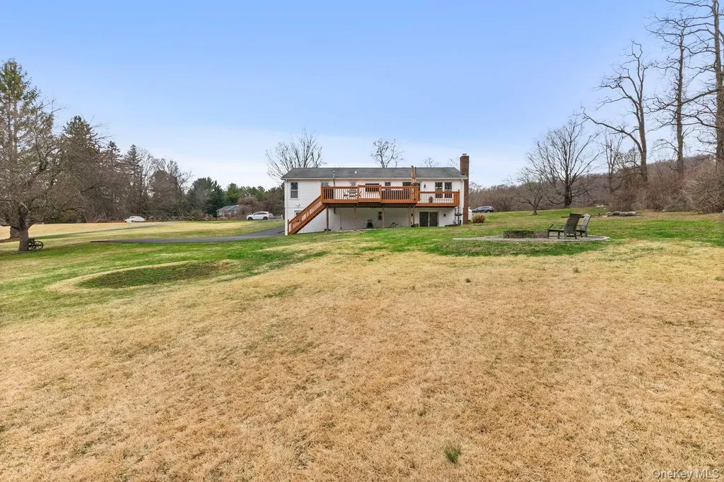4 Stonewall Farm Road Mahopac NY 10541