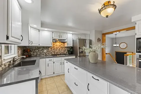 4 Stonewall Farm Road Mahopac NY 10541