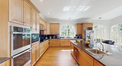 406 Duck Pond Locust Valley NY 11560