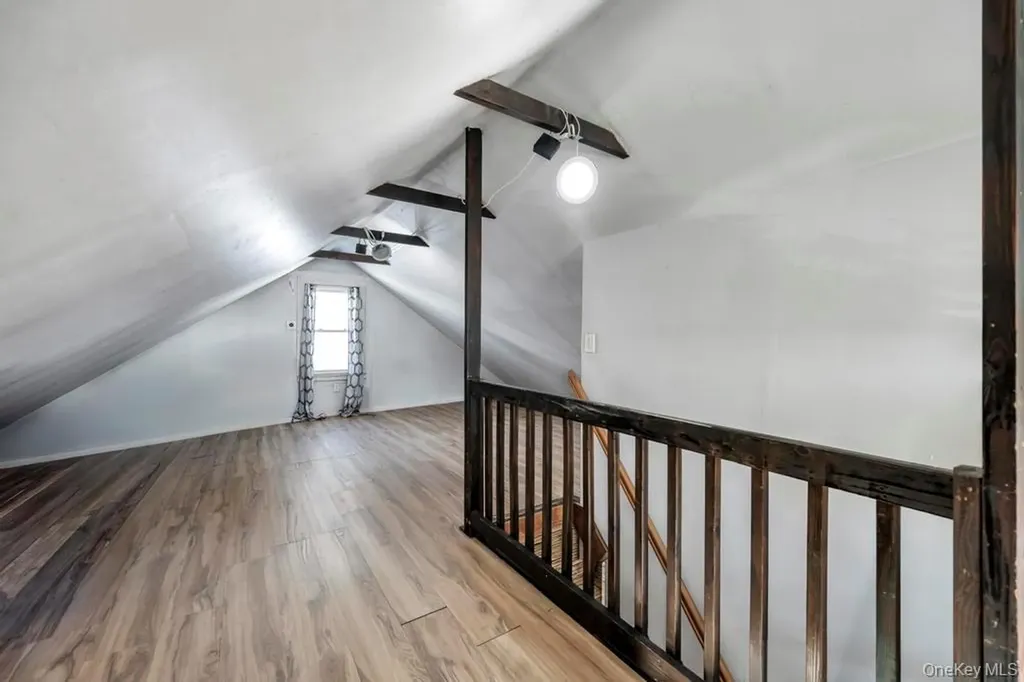 1333 5th Avenue Bay Shore NY 11706