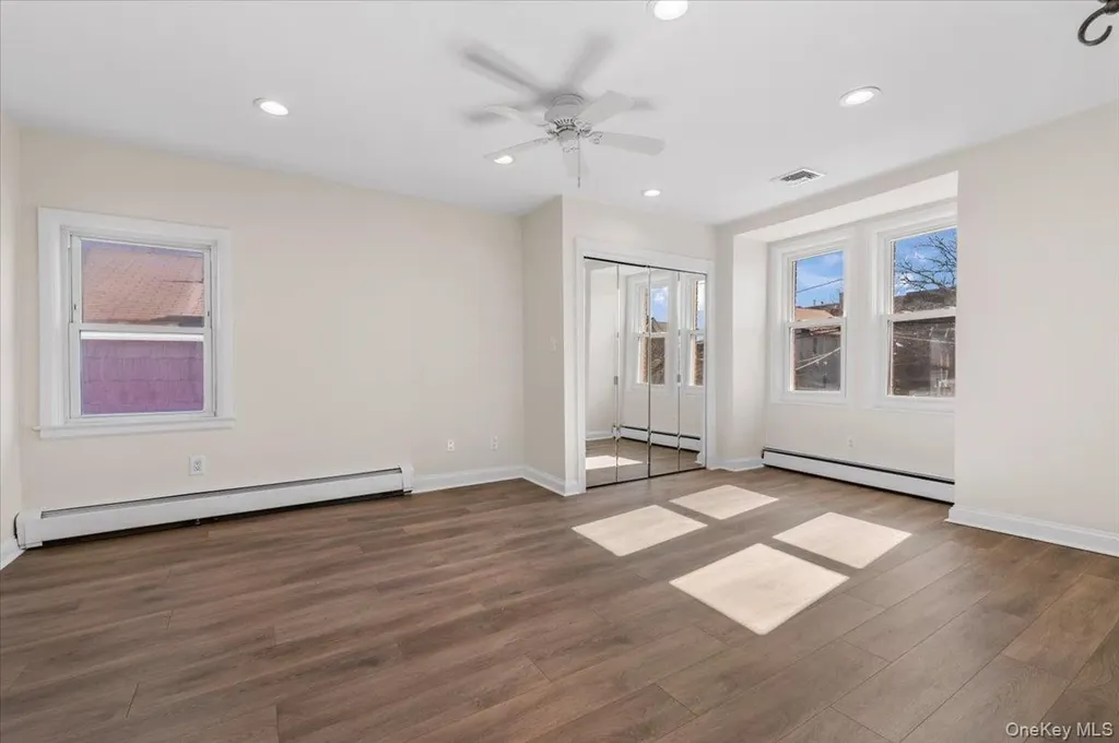 348 Mulry Lane Lawrence NY 11559