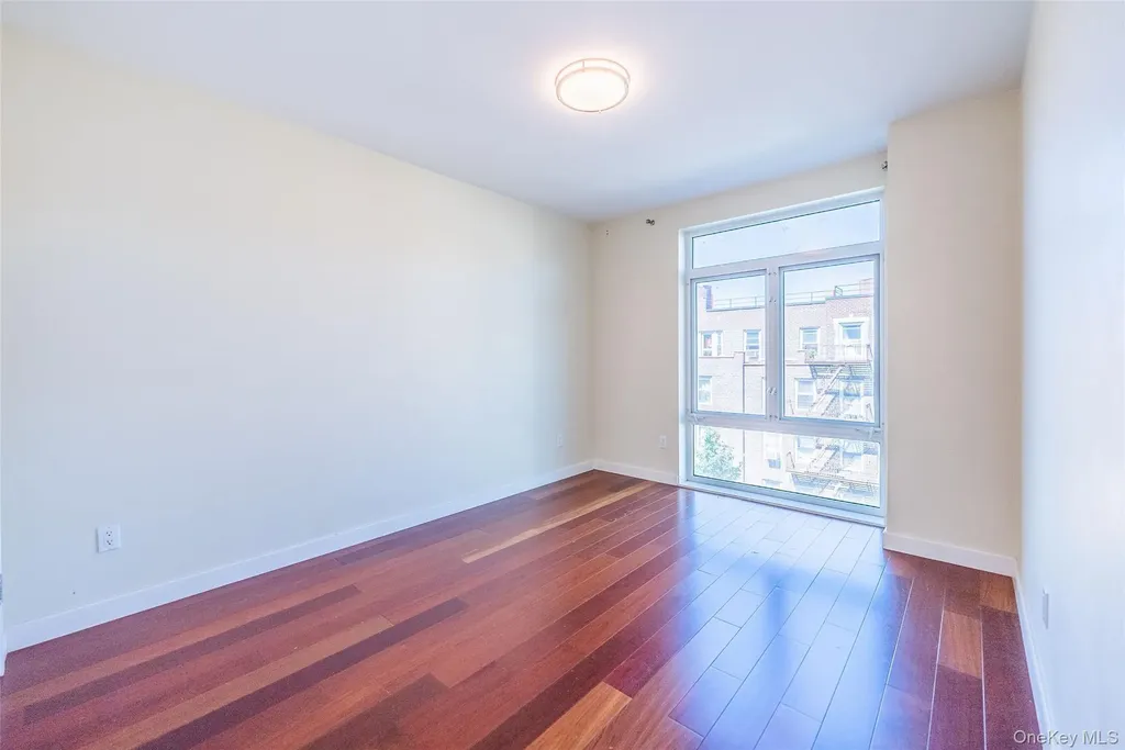 14238 37th Avenue Flushing NY 11354