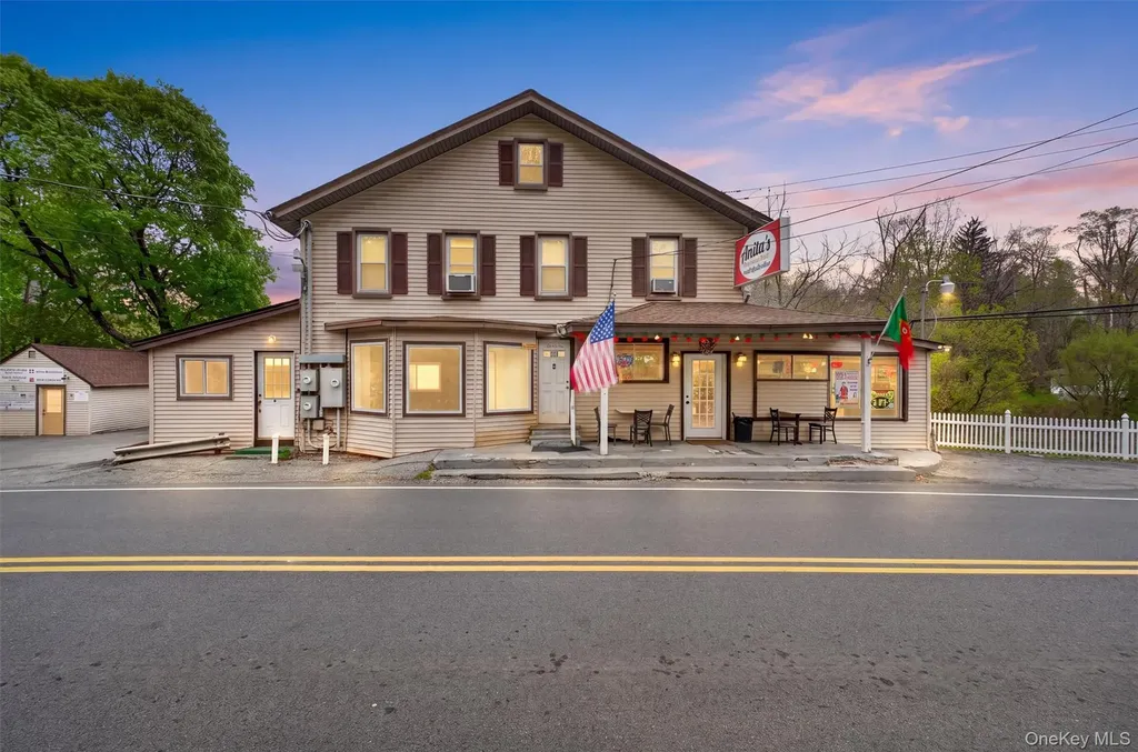 299 Peekskill Hollow Road Putnam Valley NY 10579
