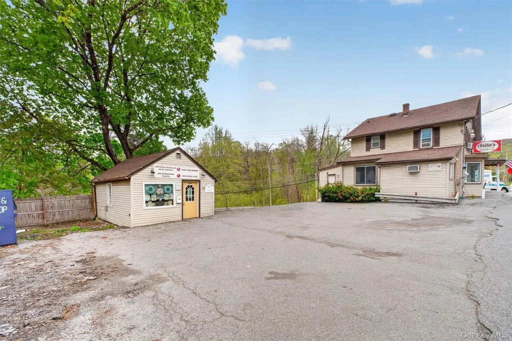 299 Peekskill Hollow Road Putnam Valley NY 10579