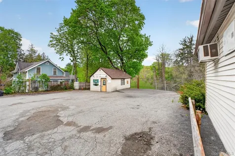 299 Peekskill Hollow Road Putnam Valley NY 10579